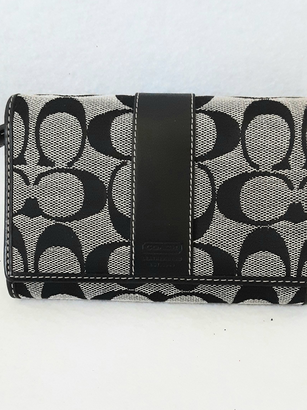 Coach Black and Cream Signature Jacquard Continental Wallet